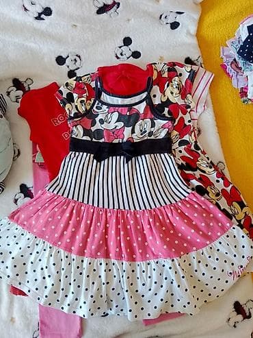 decije velicine s m l: Haljina H&M odsečena je etiketa na leđima ima unutra Veličina — 1