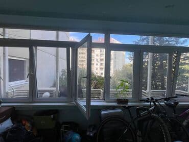 izdajem garsonjeru beograd: 3 sobe, 78 kv. m, 1 sprat — 8