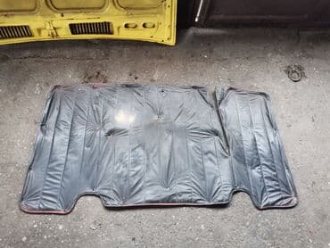 presvlake za prednja sedista: Izolacija prednje haube Lada 2107 Riva. Polovno očuvano skinuto sa — 6