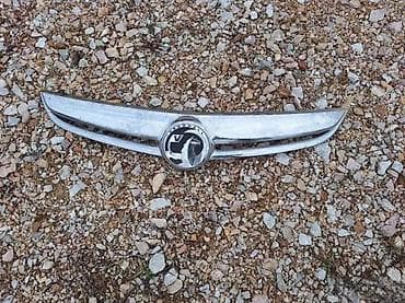 OPEL CORSA D MASKA OD ENGLEZA | Opel corsa d maska hrom branika. Iz