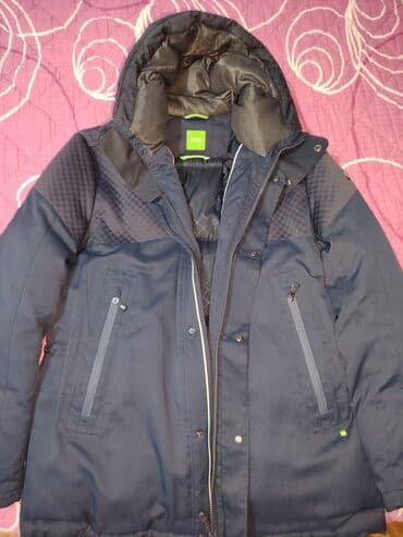 Sweatshirts: Muška zimska jakna BOSS - Tamnoplava boja sa tamno sivim detaljima i — 1