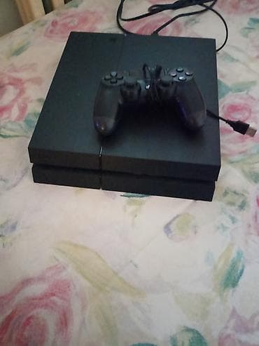 sony 2 1: Sony ps 4 u odlicnom stanju, jedan dzojstik, svi kablovi — 2