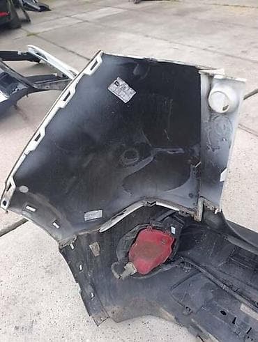 marker za kola: ZADNJI BRANIK ZA PEUGEOT 3008 OD 2017. DO 2021. GOD — 2