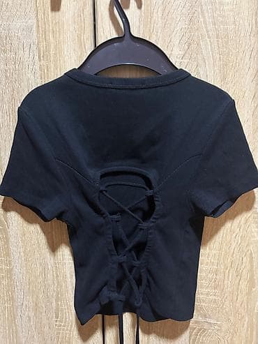 dsquared2 majice: Crni kratki top FB Sister, velicina S iz New Yorkera. - Model: kratke — 3