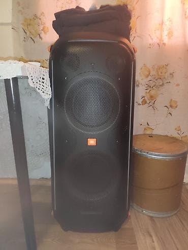 Mobile Phones & Accessories: Prodajem zvucnik Bluetooth zvucnik jbl 710. U garanciji, pre 6 meseci — 3