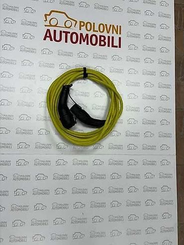 pokloni za lovce: PUNJAC ZA VOLKSWAGEN GOLF 7, GOLF 8, ID.3 . | za vw sudi kabal — 1