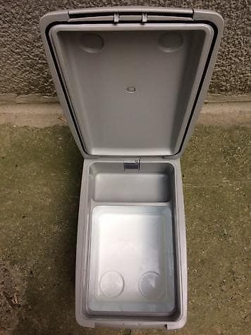 spaneri za kamione: DOMETIC CoolFreeze 12/24v - kompresorski frizider Kao nov — 8