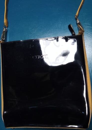 Torbe: Torba za rame, Gucci, Materijal: Lakovana koža — 1
