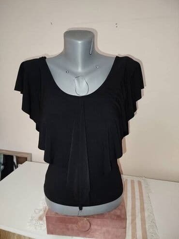 leprsave pantalone: Razni tipovi odeće po super ceni! U ponudi: šortsevi, majice — 5