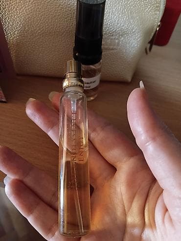 molersko odelo: Set od 2 mirisna uzorka + mini sprej: - Gucci Flora Gorgeous Gardenia — 8