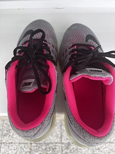 kaput m: Nike Air Max – ženske patike za trčanje - Model: Air Max - Veličina — 3