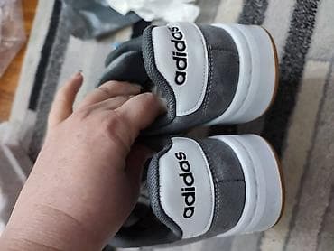 adidas yeezy 700: Adidas patike NOVO Novo Brojevi 36 do 40 fb Moja Kupovina 1 januar — 4