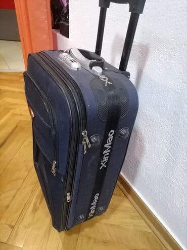 srebrne mindjuse beograd: Large suitcase, color - Black — 2