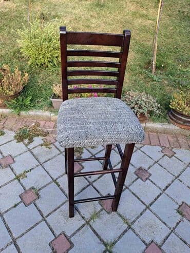 sarene stolice: Stolice — 3