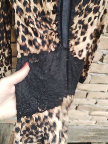 pull and bear sakoi: X-factory tunika S vel
Visoza — 3