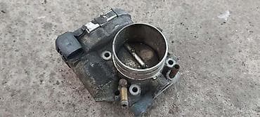 NOSAC MOTORA ZA VOLKSWAGEN GOLF 4 — 3