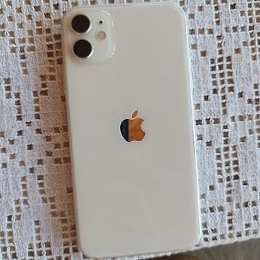sporet sa dve rerne: Apple iPhone 11 – 128 Gb, bele boje, 77% baterija. Telefon u odličnom — 2