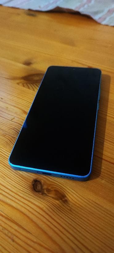 mobilni telefoni sa tastaturom: Redmi Note 13 Pro 5G 12/512telefon samo proban malte ne nov bez — 5