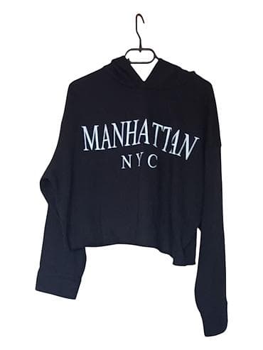 zara helanke sa prorezom: ZARA crni crop duks s kapuljačom – “MANHATTAN NYC” - Brend: ZARA - — 1