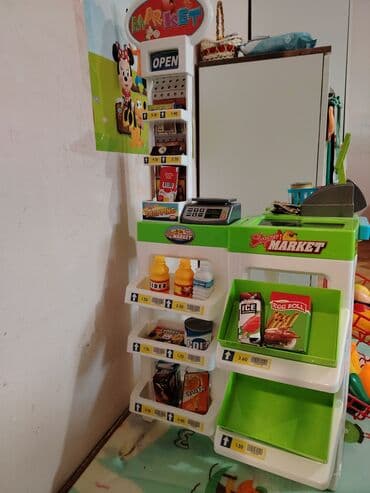 robot kuca igracka: Decija igracka Super market ima zvucnih efekta. Vrlo malo ostecena — 2