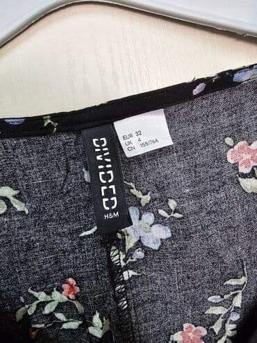 h and m majice: H&M, 2XS (EU 32), Cvetni, bоја - Šareno — 2