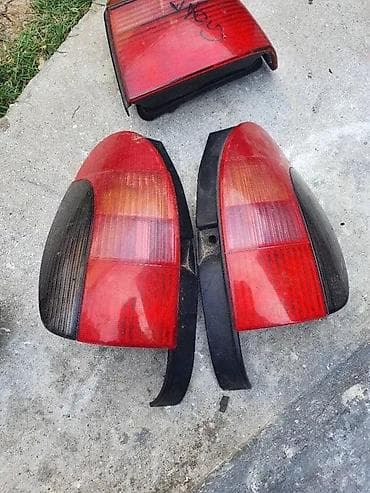 Stop svetla: DESNI STOP PEUGEOT 306 SW | desni stop peugeot 306 — 1