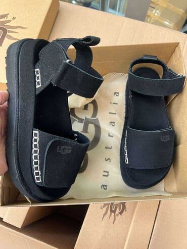 canda c a: Sandals, 38 — 2