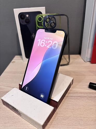 mobilni telefoni prodaja: Apple iPhone 13, 128 GB, Midnight (crna) U ocuvanom stanju, kutija i — 1