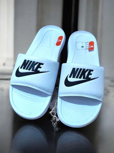 guess papuce 2023: Beach slippers, Nike, 38 — 2