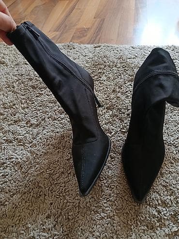 Gležnjače: Crne ženske čizme-čarapice na štiklu - Model: uske “sock boots” do — 1