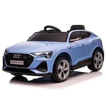 automobili za decu na akumulator: Audi E-Tron Sportback – Plavi, auto na akumulator za decu — 4