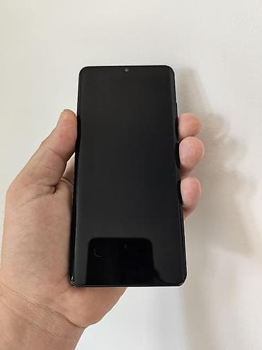 Huawei P30 pro dual sim sim free sa 6/128 gb memorije. Dobro očuvan na lalafo.rs Huawei P30 pro dual sim sim free sa 6/128 gb memorije. Dobro očuvan