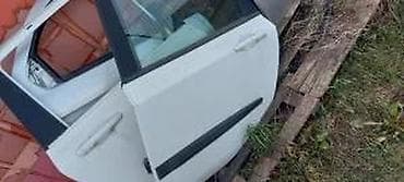 car buy: FIAT STILO VRATA BELA BOJA ZADNJA | Cena je po komadu cena se odnosi — 1