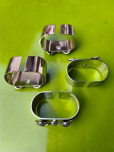 ruza od satena: LUXuzni prstenovi za salvete – set od 4 komada - Materijal — 5