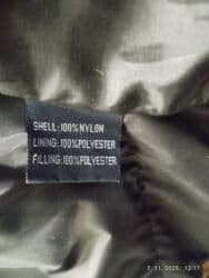 pantalone za punije osobe: Zimska puffer jakna, muški/unisex model. nošeno ima pocepano vidi se — 5