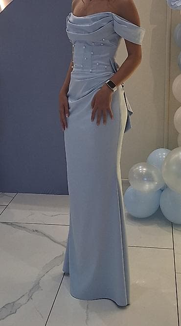 zara basic sako: - Kroj: uska silueta do poda sa blagim šlepom, naglašava struk i — 3