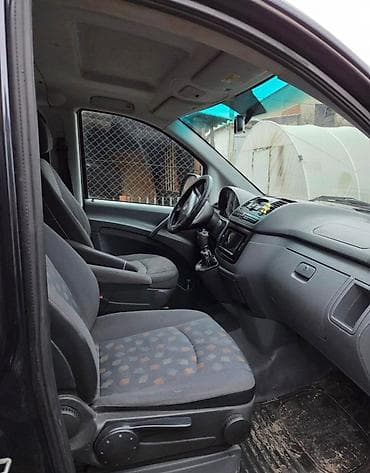 Car Parts: Mercedes-Benz Vito 111 CDI – crni putničko-teretni kombi - Motor: 2.2 — 5