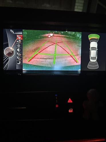 bmw e90 sedista: BMW Serije 5 (F10) – limuzina, crna boja - Motor: dizel, 2.0 — 9