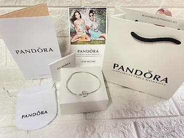 Privesci za ključeve: Pandora narukvica sa privescima – originalni set - Brend: PANDORA - — 10