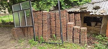 Građevinarstvo i remont: Na prodaju crep u dobrom stanju. Skinut septembra sa krova.Količina — 1