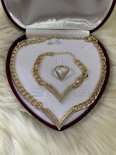 Jewellery: 1700 — 10