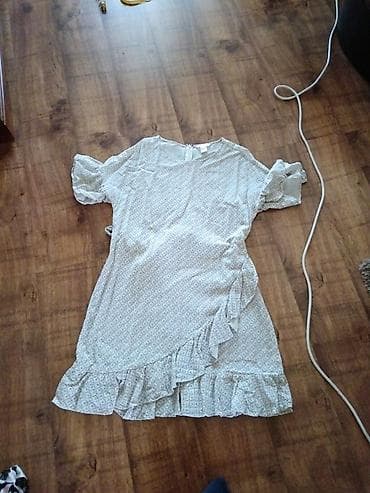 Ureznice: Dve ženske haljine – različiti stilovi i dužine. 1) Duga cvetna na lalafo.rs — 2 Ureznice: Dve ženske haljine – različiti stilovi i dužine. 1) Duga cvetna — 2