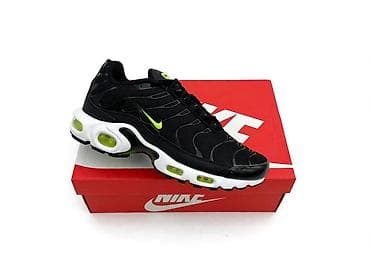 rucni sat muski: Nike Air Max Plus (TN) patike – crno/neon varijanta - Gornjište — 1