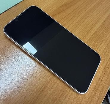 Na prodaju Iphone 14 plus, 128gb, baterija 84%. Veoma očuvan, izgledom na lalafo.rs Na prodaju Iphone 14 plus, 128gb, baterija 84%. Veoma očuvan, izgledom