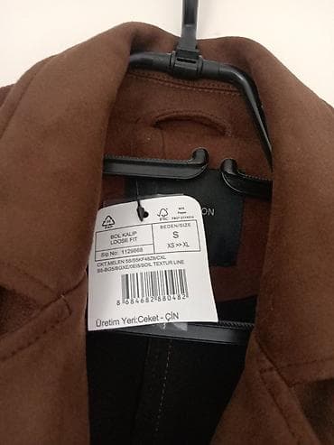 pull and bear patike zenske: Braon ženska jakna/kaput od veštačkog antilopa (suede look) – Loose — 4