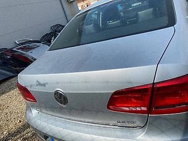 clio 1: DELOVI ZA VOLKSWAGEN PASSAT B7 | Kompletan Passat B7 u delovima 2.0 — 1