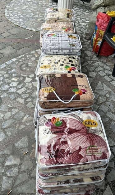 staklene case novi sad: Viki — 1