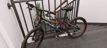 test iz engleskog za 3 razred: Bicikl, 20", Explorer 
kao nov — 2