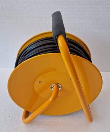 motalice za struju bez kabla: Prodajem novu i kvalitetnu MASTER motalice sa kablom. Dužina kabla — 4