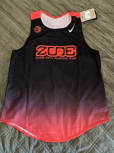 helanke l: Nike AeroSwift Dri-FIT ADV Graphic Tank vel. S NOVO
IR5925 010 — 4